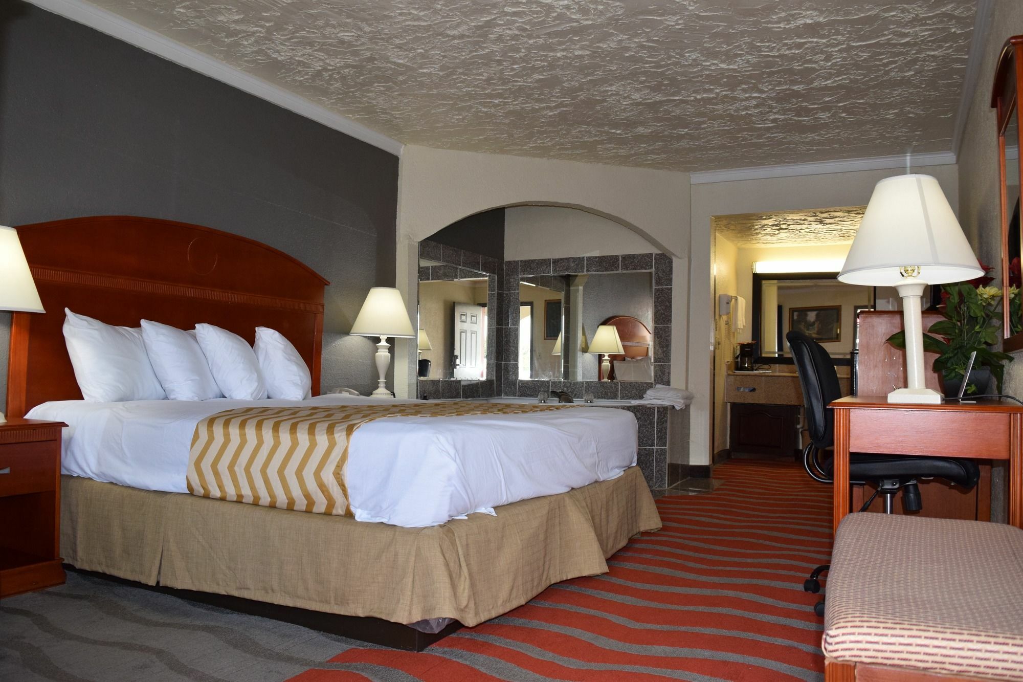 Travelodge Inn & Suites By Wyndham Norman Eksteriør bilde